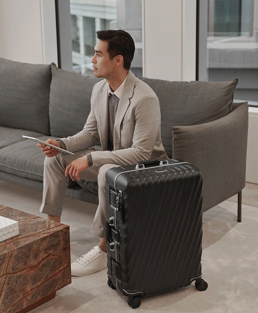 19 DEGREE 19 디그리 단거리 여행용 4휠 패킹 케이스 캐리어  hi-res | TUMI