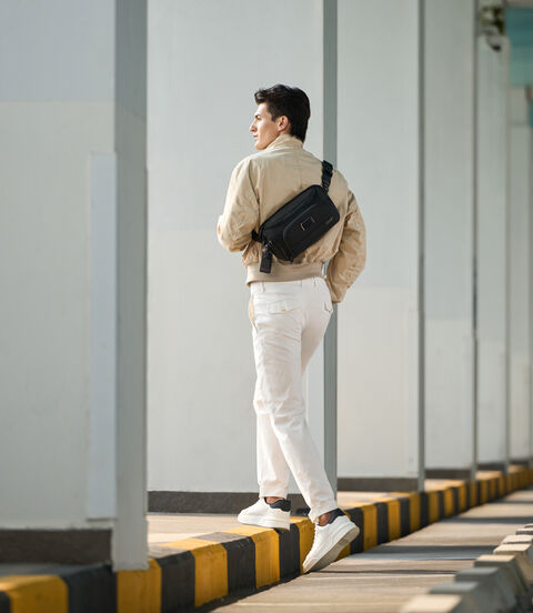 알파 TUMI ALPHA 라지 슬링백  lifestyle | TUMI