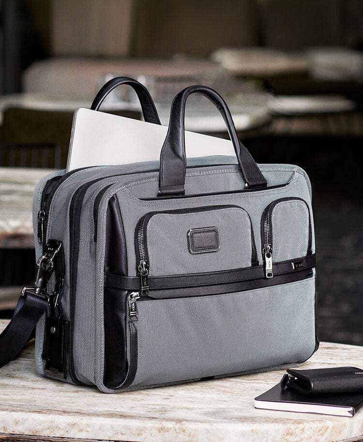 알파 TUMI ALPHA 확장형 노트북 브리프케이스 서류가방  hi-res | TUMI