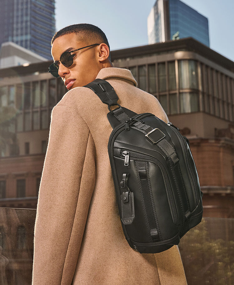 알파 브라보 ALPHA BRAVO 나이트 슬링백  hi-res | TUMI