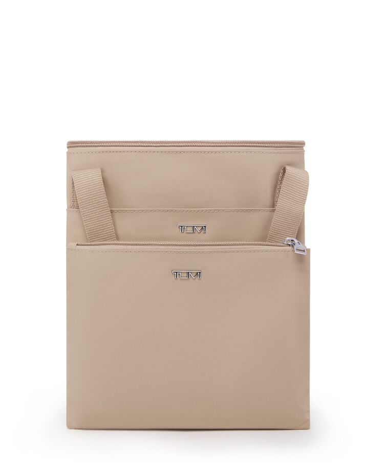 보야져 VOYAGEUR 저스트 인 케이스 미디엄 토트백  hi-res | TUMI