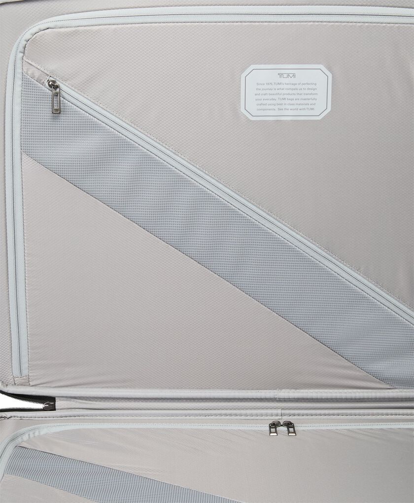 19 Degree 라이트 장거리 여행 4휠 패킹 케이스 캐리어  hi-res | TUMI