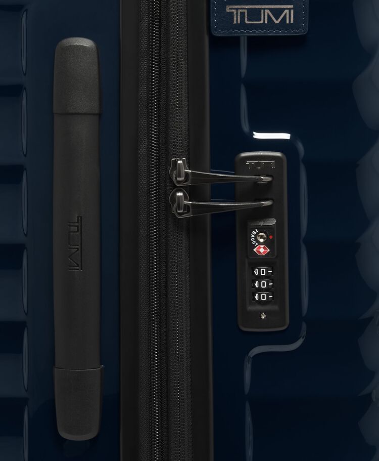 19 DEGREE 19 디그리 장거리 여행 확장형 4휠 패킹 케이스 캐리어  hi-res | TUMI