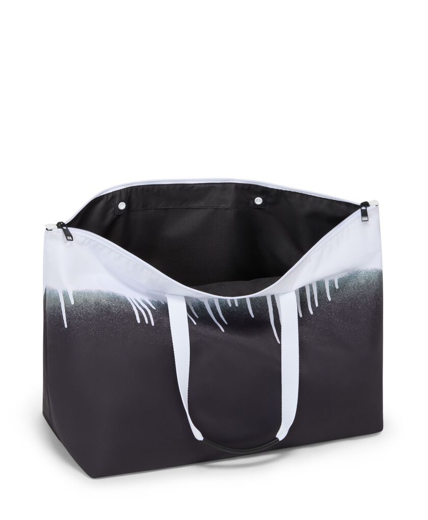 보야져 VOYAGEUR 저스트 인 케이스 토트백  hi-res | TUMI