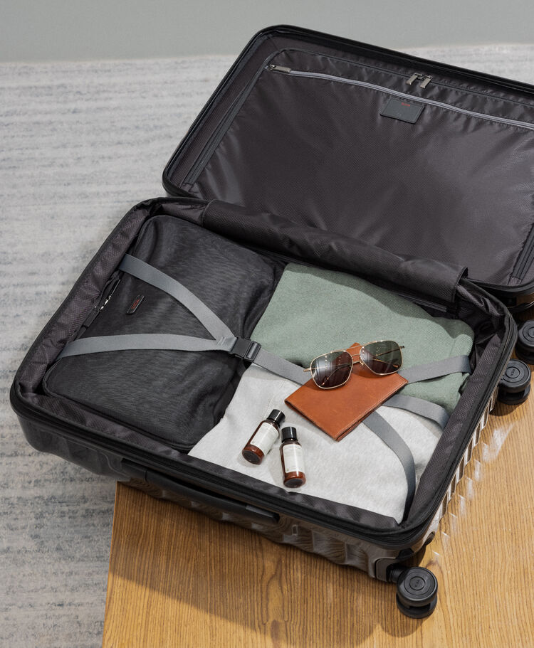 19 DEGREE 19 디그리 장거리 여행 확장형 4휠 패킹 케이스 캐리어  hi-res | TUMI