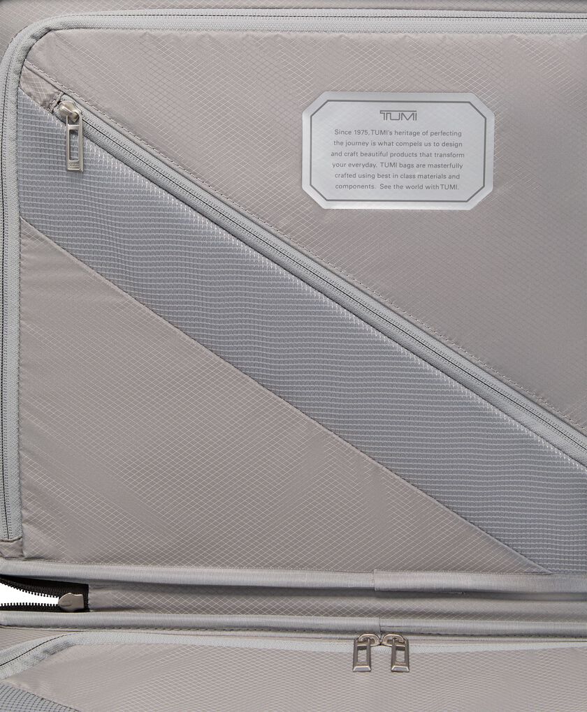 19 Degree 라이트 인터내셔널 캐리온 캐리어  hi-res | TUMI