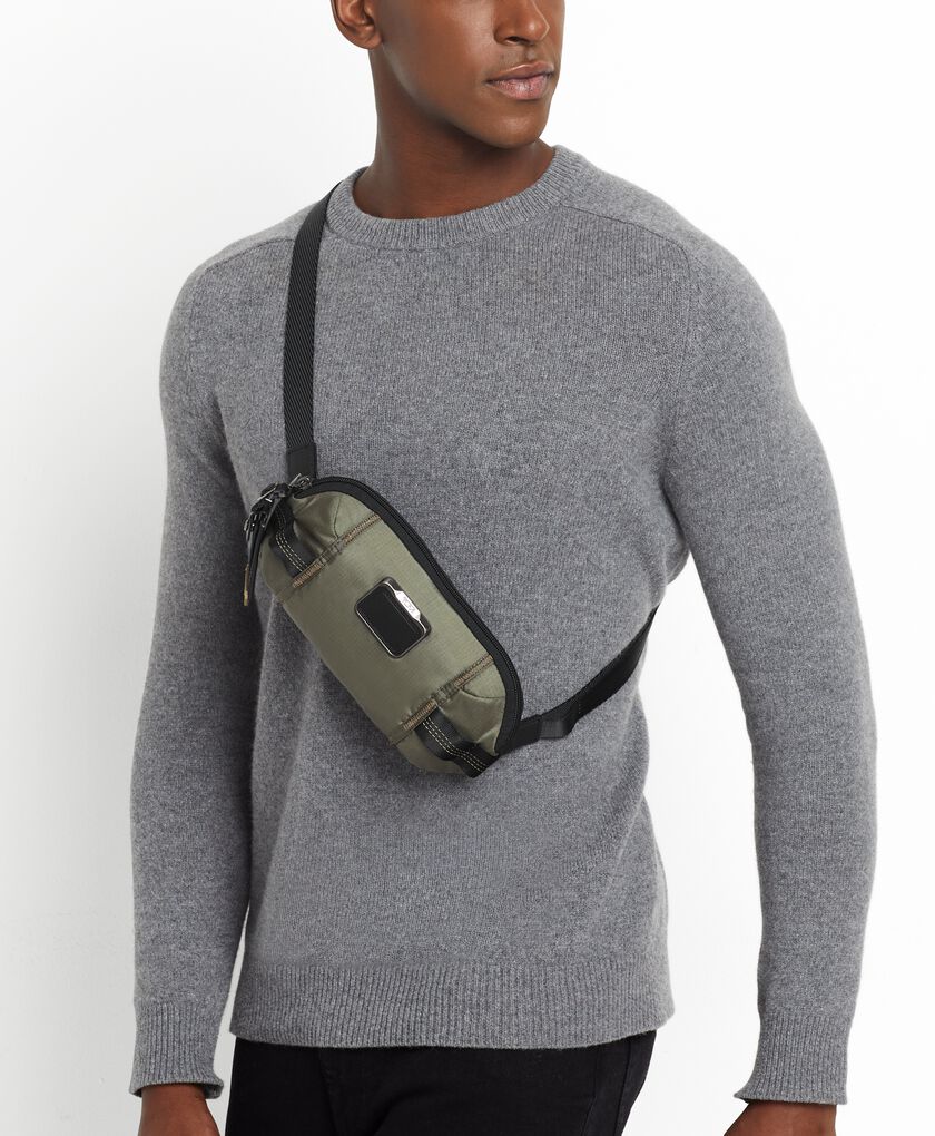 알파 브라보 ALPHA BRAVO 시그널 슬링백  hi-res | TUMI