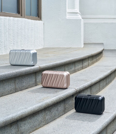 19 DEGREE 알루미늄 미노디에르 클러치 크로스백  lifestyle | TUMI