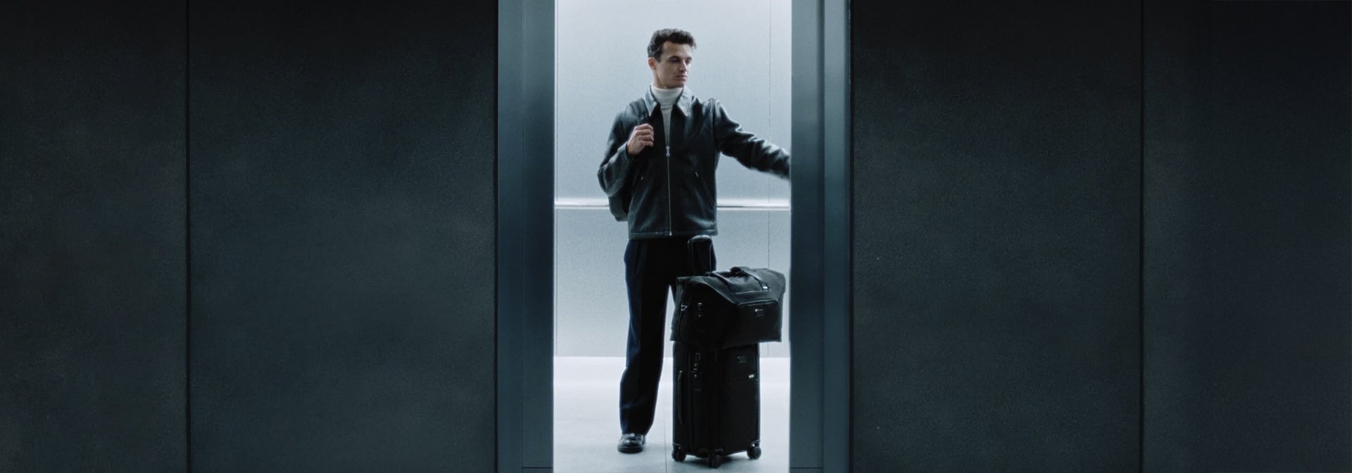 home-banner_202601_tumi-alpha