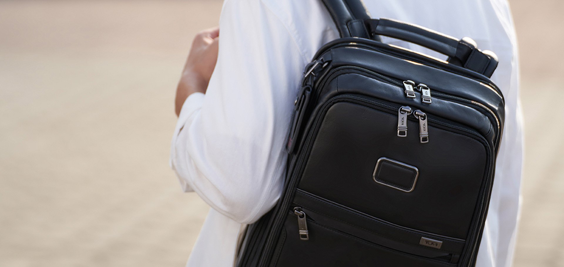 SS24_Seasonal_TUMIAlpha_SlimBackpack_Black_desktop